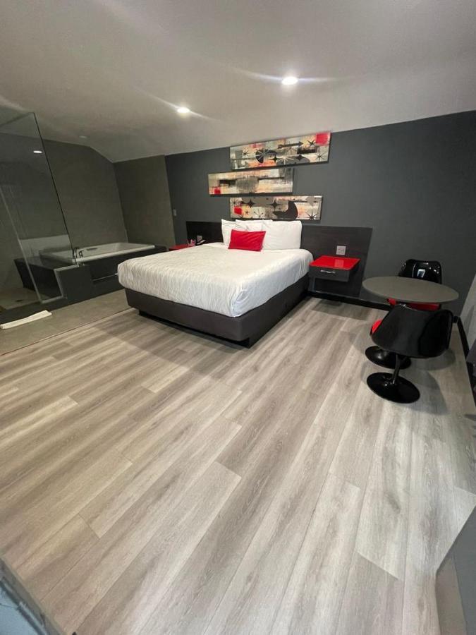 Astro Pasadena Hotel Екстер'єр фото